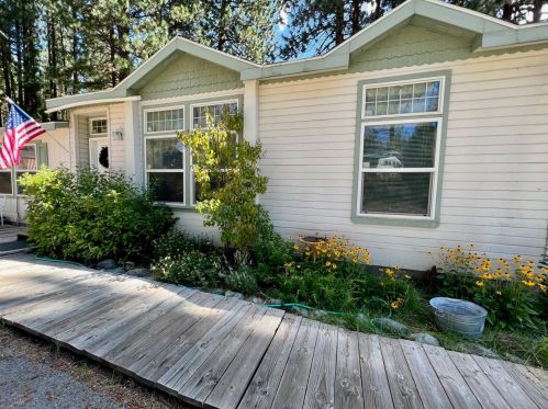 274 Huerta Way, Portola CA  96122-7052 exterior