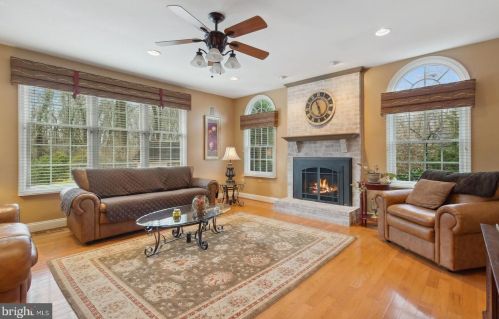 4 Newlin Way, Glen Mills PA  19342-1259 exterior