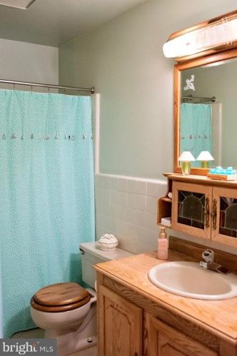 5036 Wayne Ave, Camden NJ  08110-1952 exterior