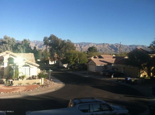8176 Prickly Poppy Dr, Tucson AZ  85715-6818 exterior