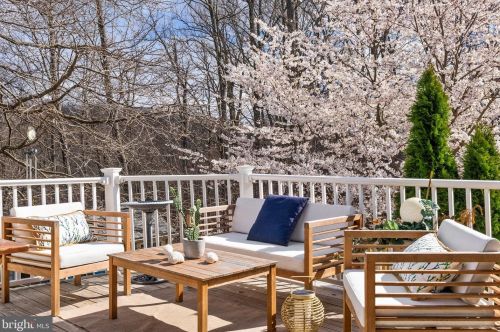 15 Lackawanna Ln, Falling Waters WV  25419-9402 exterior