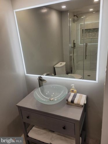 1212 Fletcher St, Philadelphia, PA 19125-3504