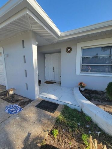 4109 29th Pl, Naples, FL 34116-8301