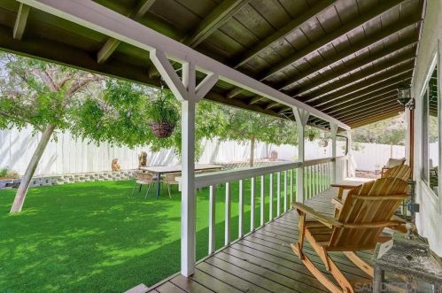 1560 Grade Rd, Alpine, CA 91901-3037