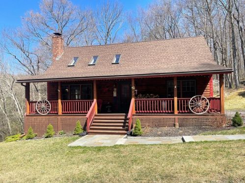 539 Cornwall Bridge Rd, West Woods CT  06069-2525 exterior