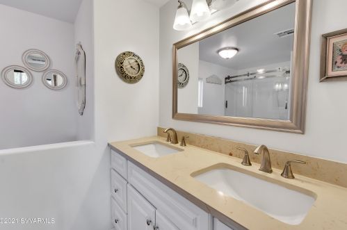 75 Monte Vis Ln, Sedona AZ 86336-5580 exterior