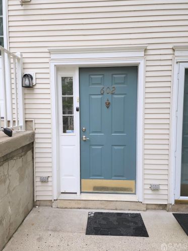 602 Cypress Ln, East Brunswick NJ  08816-5250 exterior