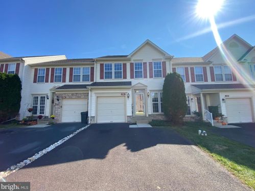 126 Royer Dr, Collegeville, PA 19426-2231