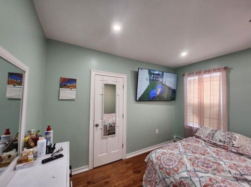 9 Harding Ave, Providence RI  02905-2506 exterior