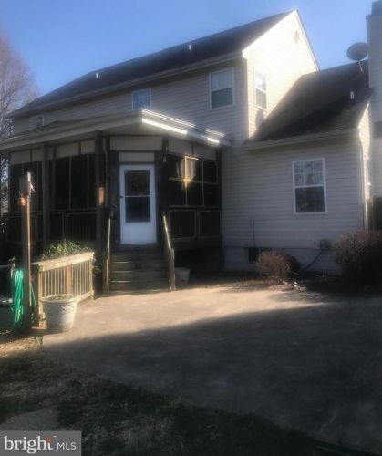35 Clifford Ct, Harpers Ferry WV  25425-3102 exterior