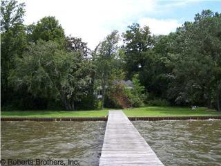 2529 River Forest Rd, Mobile, AL 36605-4438