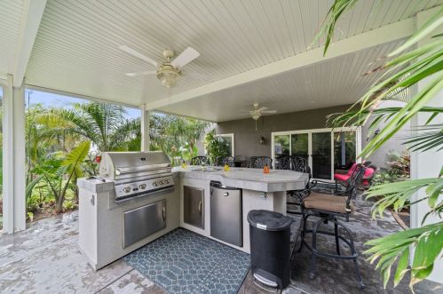 4400 Golden Ave, San Bernardino CA  92404-1555 exterior