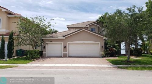 17992 41st St, Hollywood FL  33029-5034 exterior