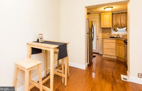 130 Catharine St, Philadelphia PA  19147-3404 exterior