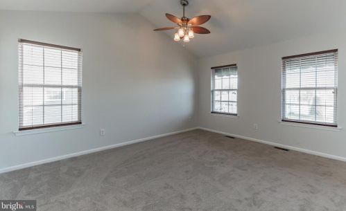 142 Laurel Trl, Swedesboro NJ  08085-4074 exterior