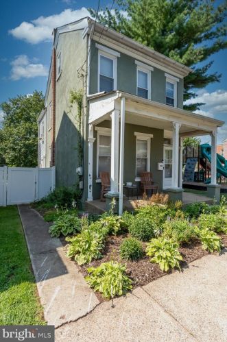 666 Walnut St, Pottstown, PA 19464-5745