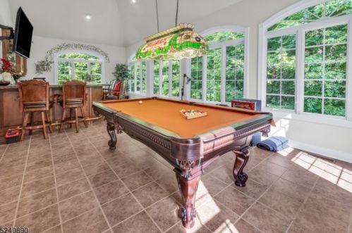 22 Fieldview Dr, Sparta NJ  07871-2744 exterior