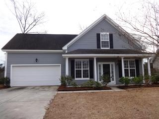 2420 Thoreau St, Charleston SC  29406-8915 exterior