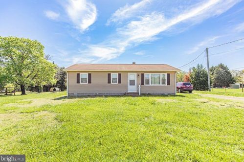 3071 Canal Rd, Farnham, VA 22460-2830