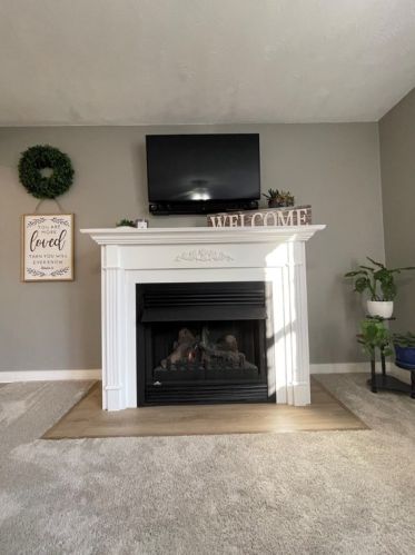 3 Greenview Dr, Jeannette, PA 15644-9200