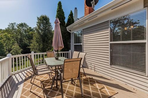 1764 Persimmon Ct, Florence KY  41042-2592 exterior