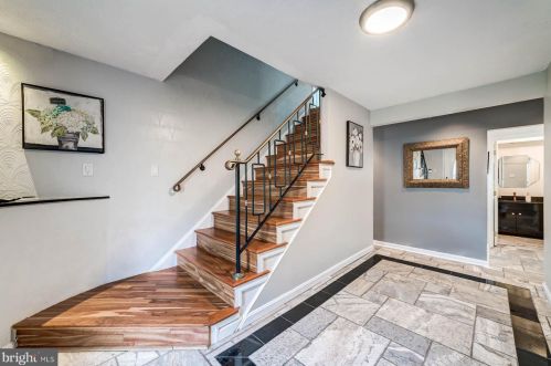 5838 Fitzhugh St, Springfield VA  22015-3625 exterior