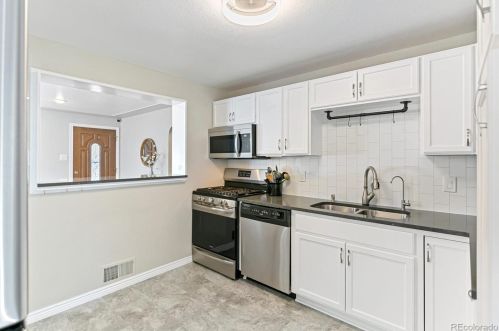 2746 Irving St, Denver CO 80211-3109 exterior