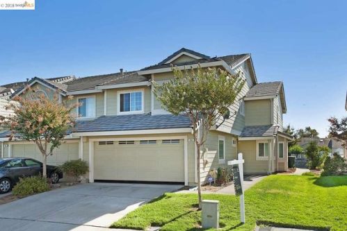 286 Heron Dr, West Pittsburg CA  94565-1908 exterior
