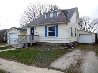 207 Walnut St, Sumner, IA 50674-1541