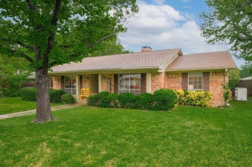 2212 Georgetown Dr, Denton, TX 76201-0737