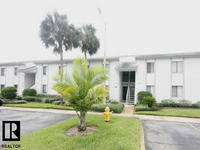 290 Cypress Ln, Oldsmar, FL 34677-2135