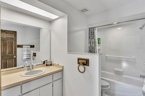 205 Lucerne Dr, De Bary FL  32713-3015 exterior