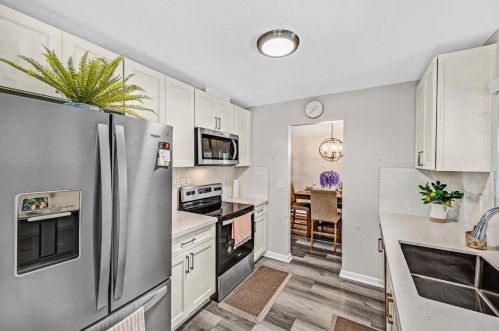 61 Kenneth Ct, West Pittsburg CA  94565-1545 exterior