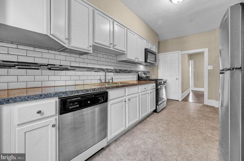 107 Gay St, Red Lion PA  17356-1114 exterior