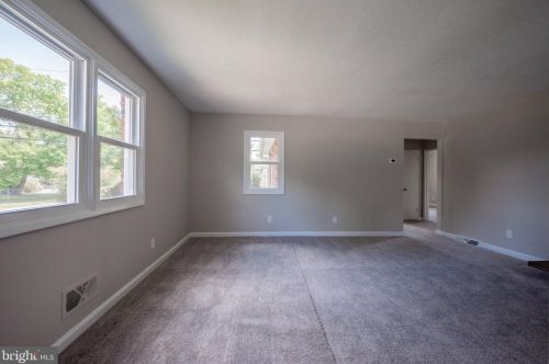 3873 Evelyn Dr, Wilmington DE  19808-4644 exterior