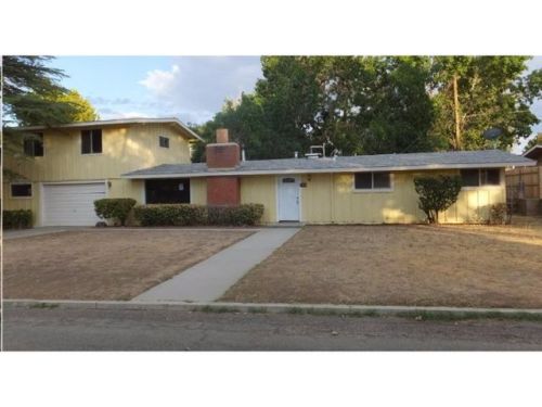 202 Pinon Dr, Bishop, CA 93514-7142