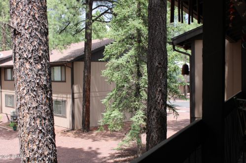 2708 Sports Village Loop, Pinetop AZ  85935-8126 exterior