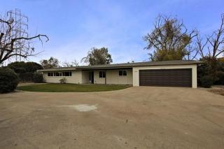 2707 Garland Ave, Fresno, CA 93726-6733
