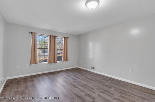 903 Callas Ct, Jackson Twp NJ  08527-4129 exterior