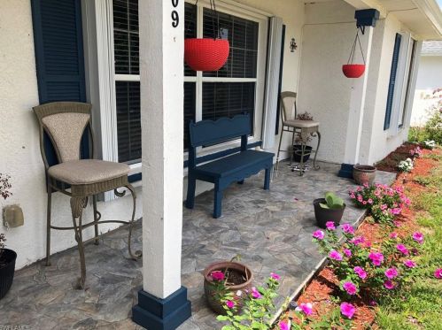 1209 Damen St, Lehigh Acres FL 33974-4792 exterior