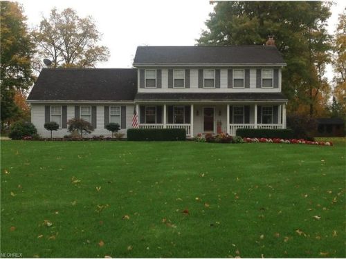 2034 Countryside Dr, Salem, OH 44460-1041