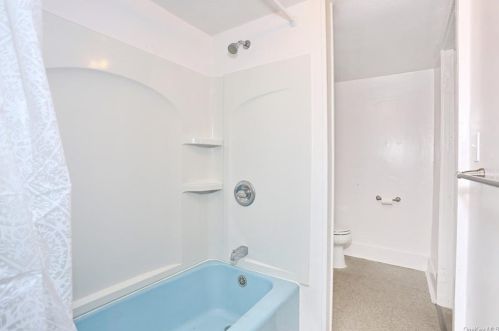369 Route 17, Tuxedo Park NY  10987-4306 exterior