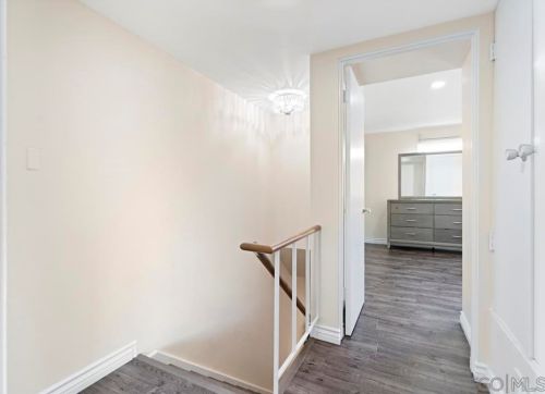 5705 Erlanger St, San Diego CA  92122-3801 exterior