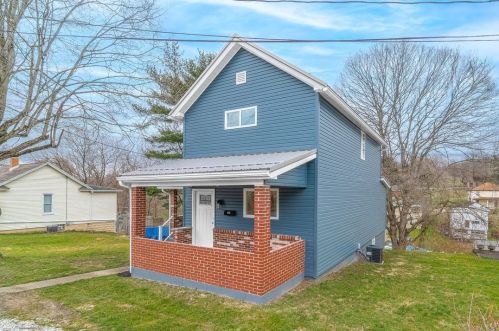 303 Alice St, Bentleyville, PA 15314-1301