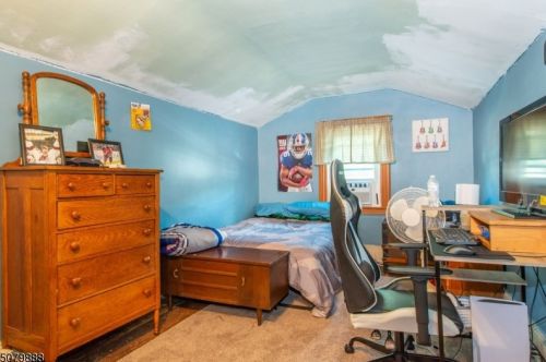 24 Olive St, Bloomfield NJ  07003-3209 exterior