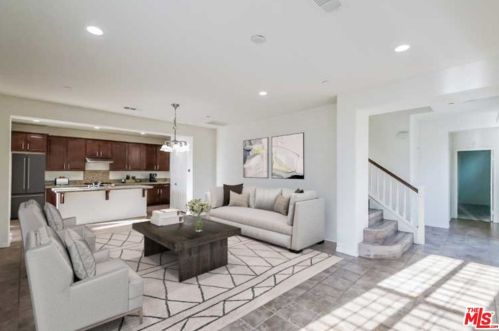 28247 Via Sonata Dr, Santa Clarita, CA 91354-3095