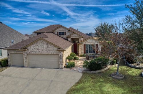 9701 Grandview Dr, Denton, TX 76207-6637