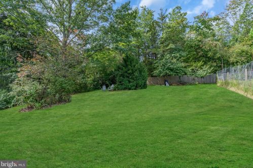 16 Bayberry Rd, Princeton NJ  08540-7417 exterior