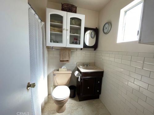 1504 Pearl Ave, Compton CA  90221-1556 exterior