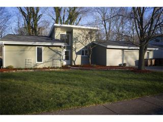 5251 Regency Dr, Columbus, IN 47203-4135